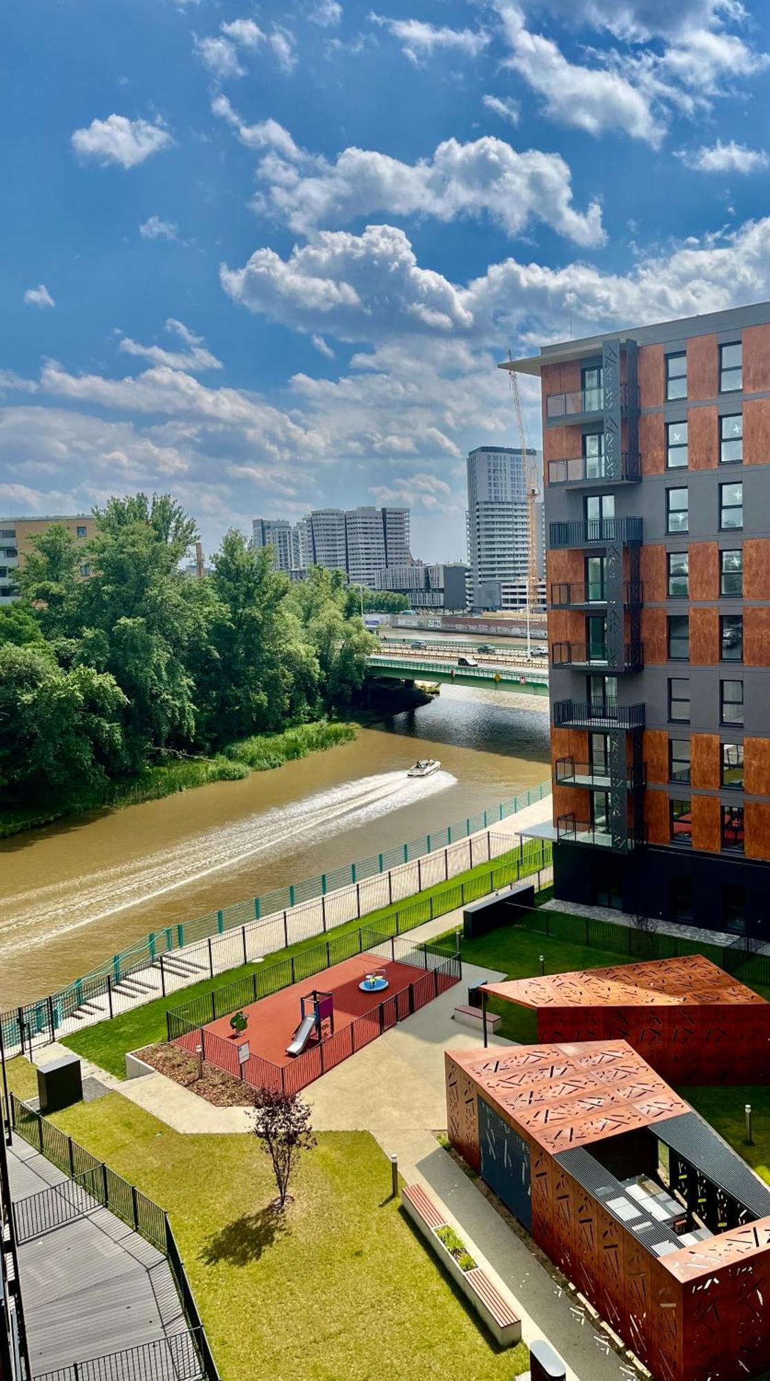 Jesionowe Apartamenty Nad Odra, Stare Miasto, Sauna W Jednym, Klimatyzacja , Garaz Podziemny 0 Zl, Odra River , Old Town, New Building, Air Conditioning, Sauna-One, Underground Garage Free Вроцлав Экстерьер фото
